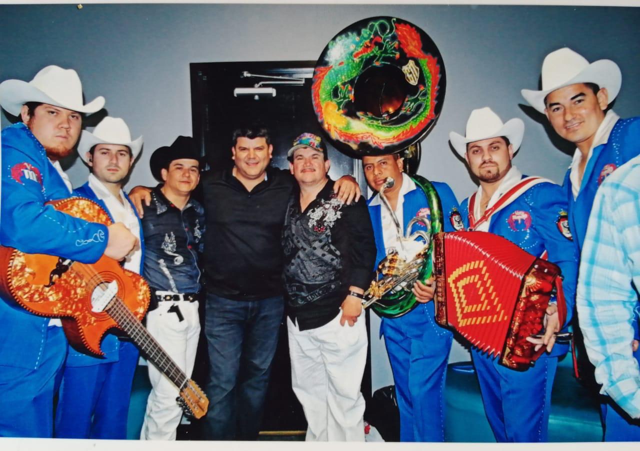El Potro ,Nacho Hernández & Voz de Mando