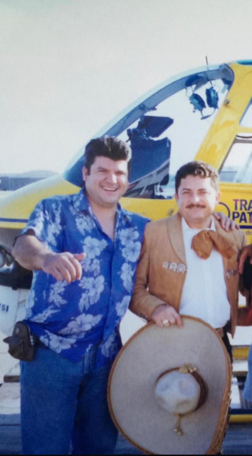 El Puma de Sinaloa!! Gran Cantante de Banda y Marichi !! Gran Amigo !!